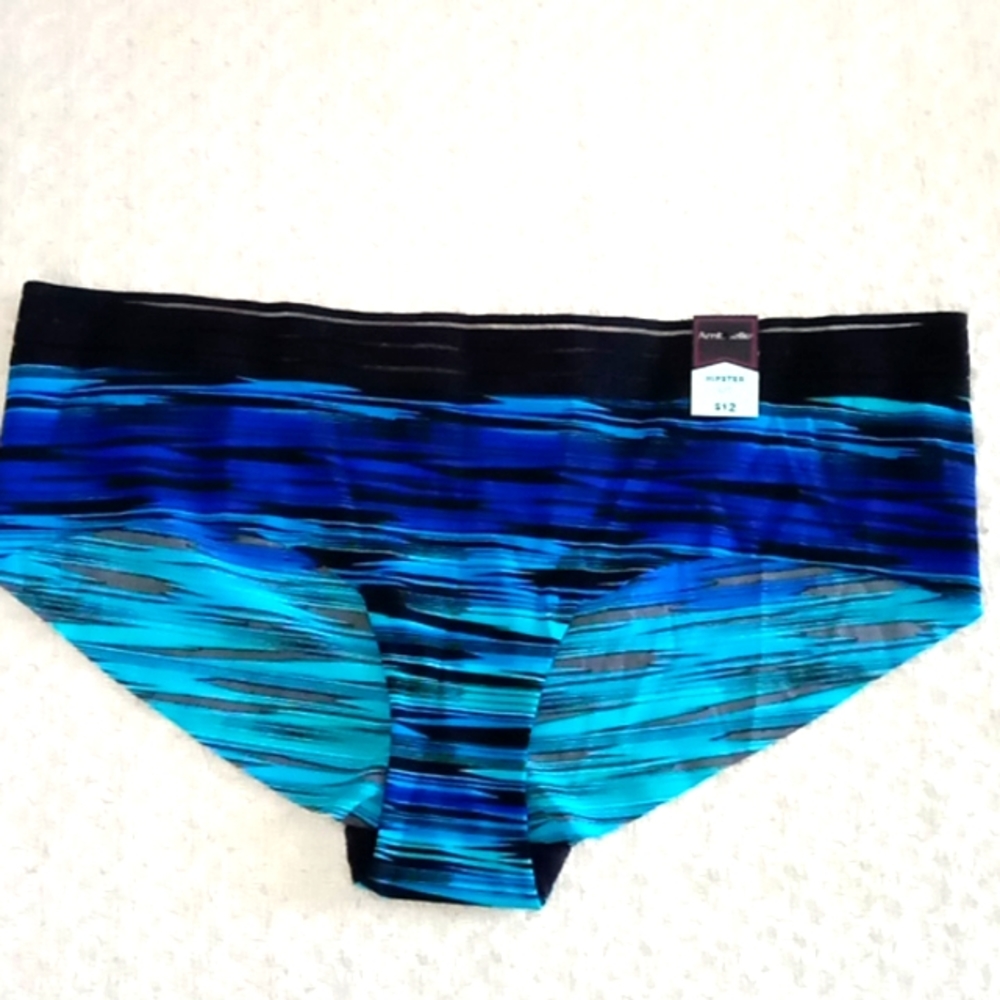 NEW Ambrielle Hipster Stella Stripe Panty L/7